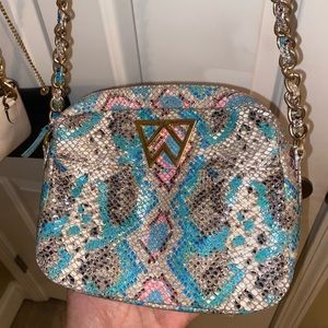 Kelly Wynne mingle mingle mini purse